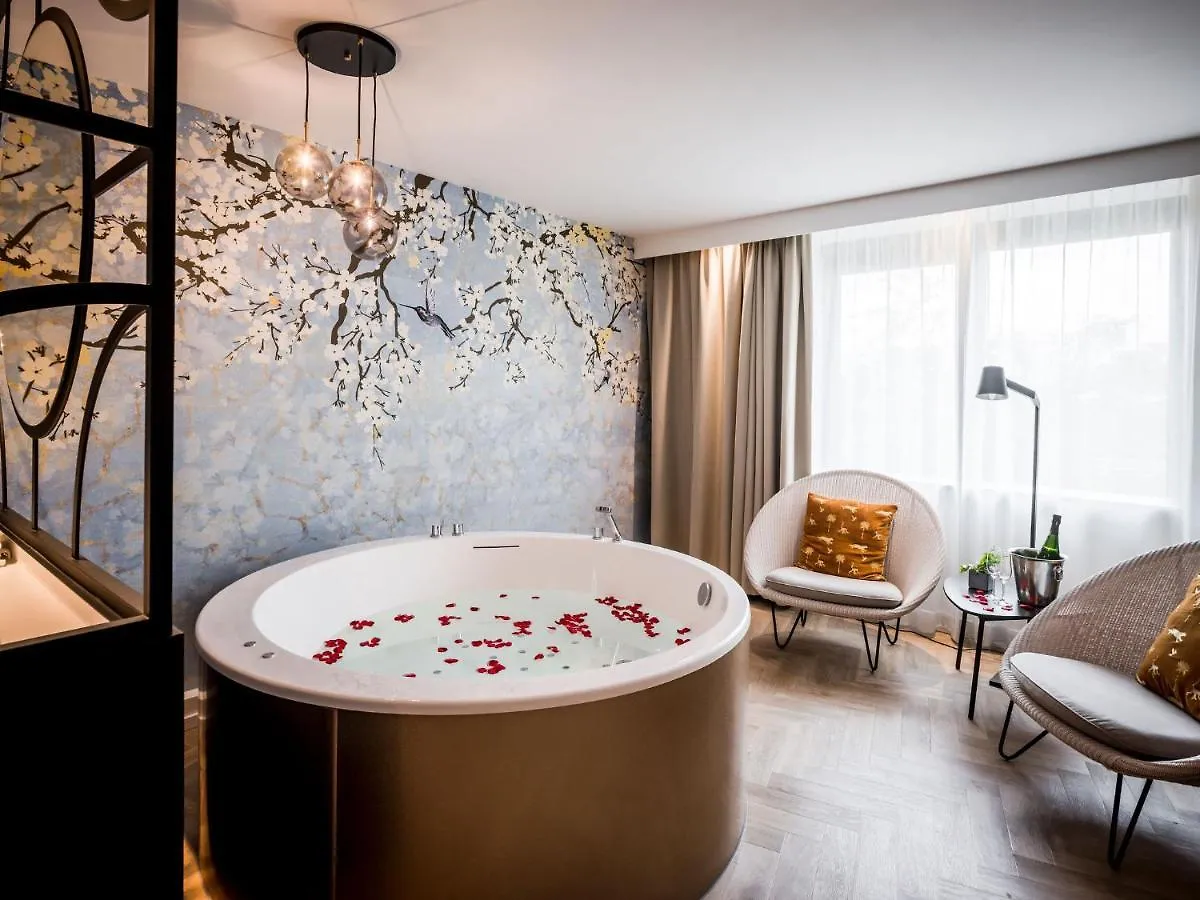 Hotel Van Der Valk Maastricht 4*,  Holland