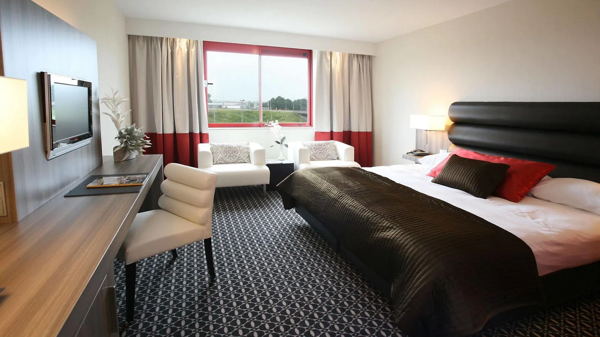 Hotel Van Der Valk Maastricht 4*,